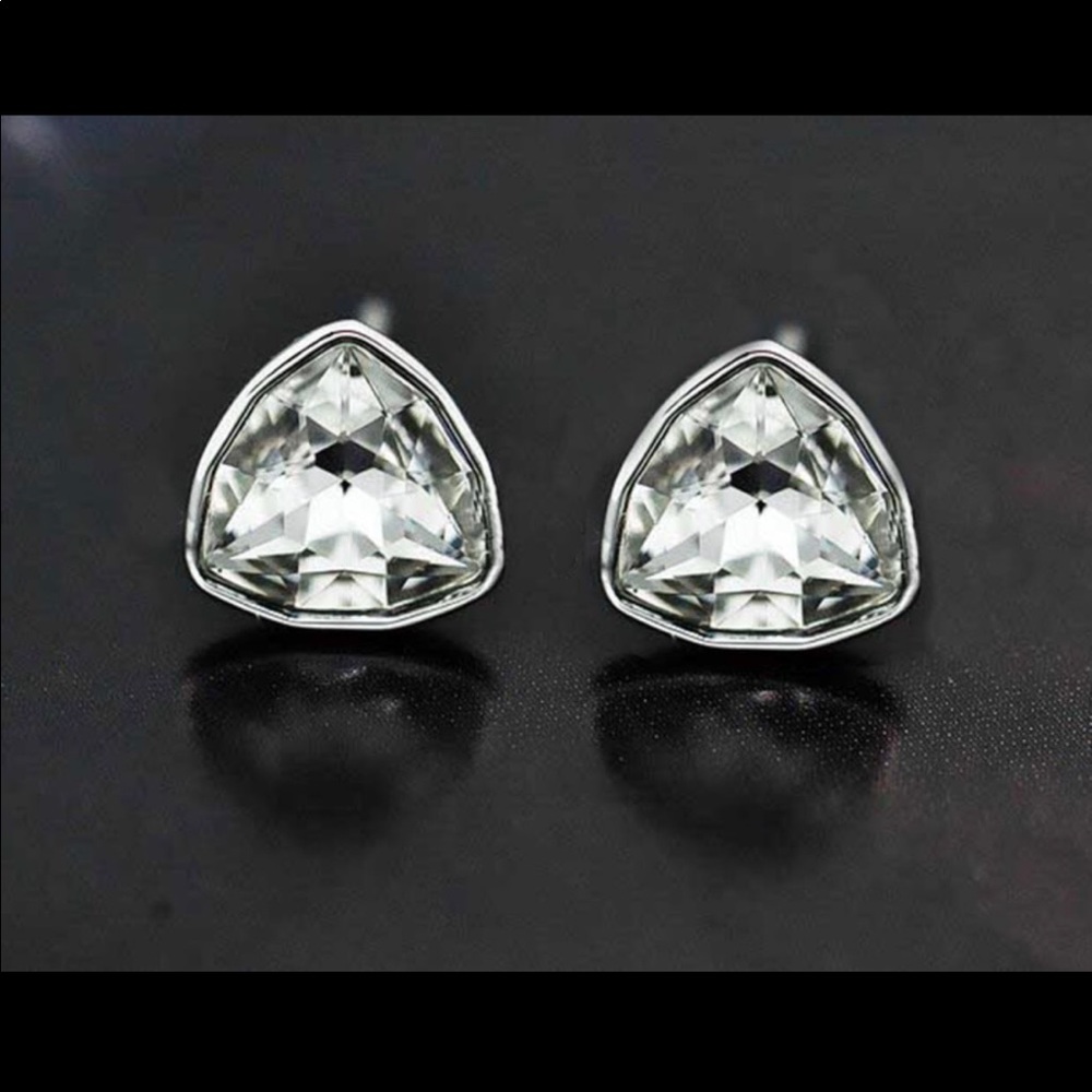 Swarovski stud crystal earrings